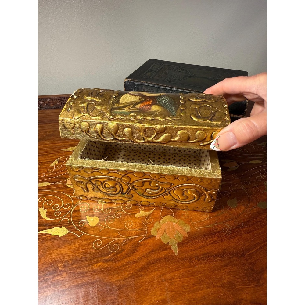 Vintage Gold Trinket Box with Mother and Child Art - Picture 3 of 17